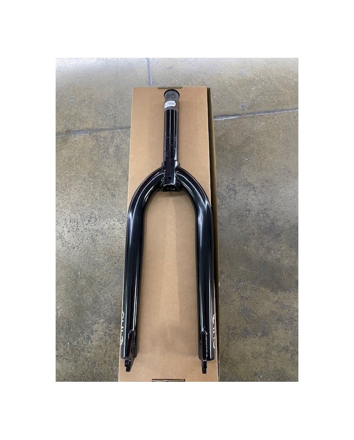 HORQUILLA CULT DE SERIE NEGRO HORQUILLA CULT DE SERIE NEGRO