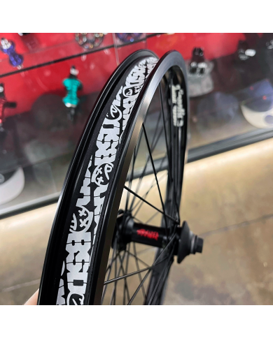 RUEDA DELANTERA STRANGER