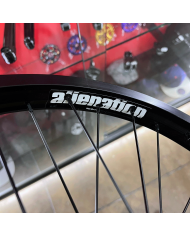 RUEDA DELANTERA STRANGER