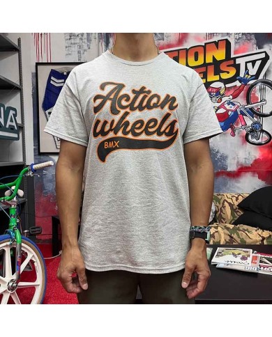 CAMISETA ACTION WHEELS BASEBALL GRIS