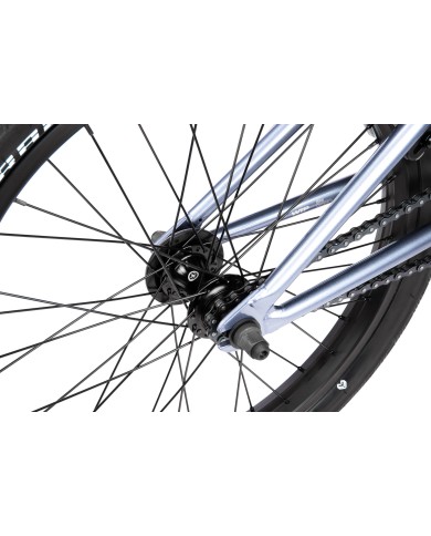 BICI WETHEPEOPLE 2026 VERSUS 20.65" PLATA