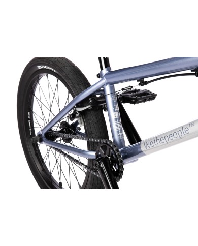 BICI WETHEPEOPLE 2026 VERSUS 20.65" PLATA