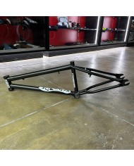 CUADRO SUBROSA TIRO 20.5" NEGRO CUADRO SUBROSA TIRO 20.5" NEGRO