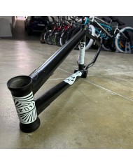 CUADRO SUBROSA TIRO 20.5" NEGRO CUADRO SUBROSA TIRO 20.5" NEGRO